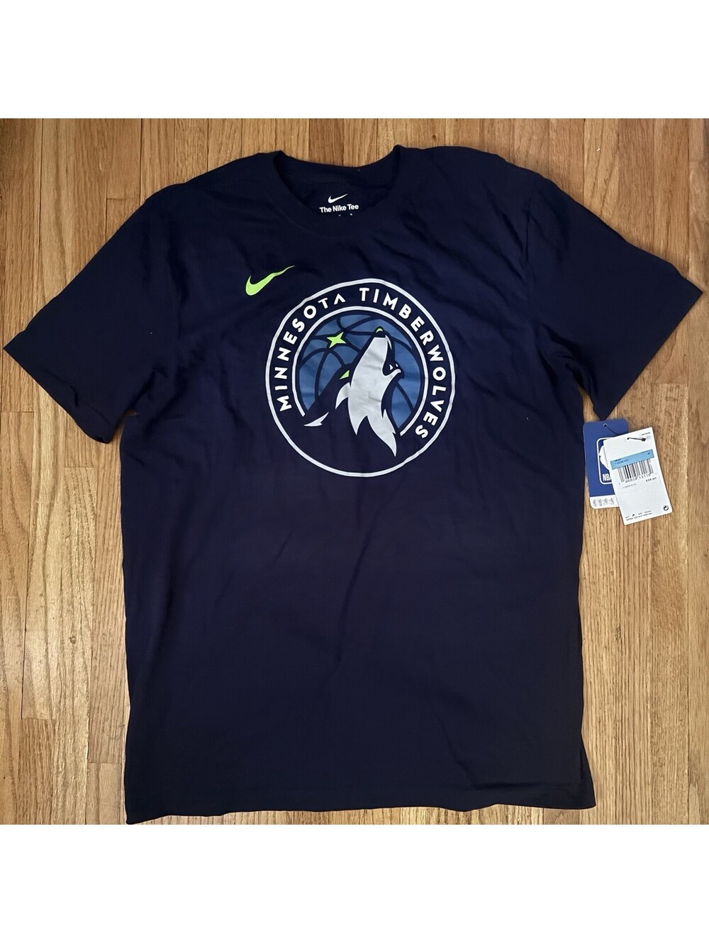 Men’s MN Timberwolves Tshirt Size M
